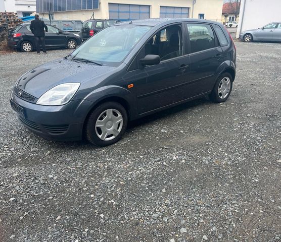 Ford Fiesta 1.3 *1.HAND-RENTNER*59.300KM*KLIMA*TÜV