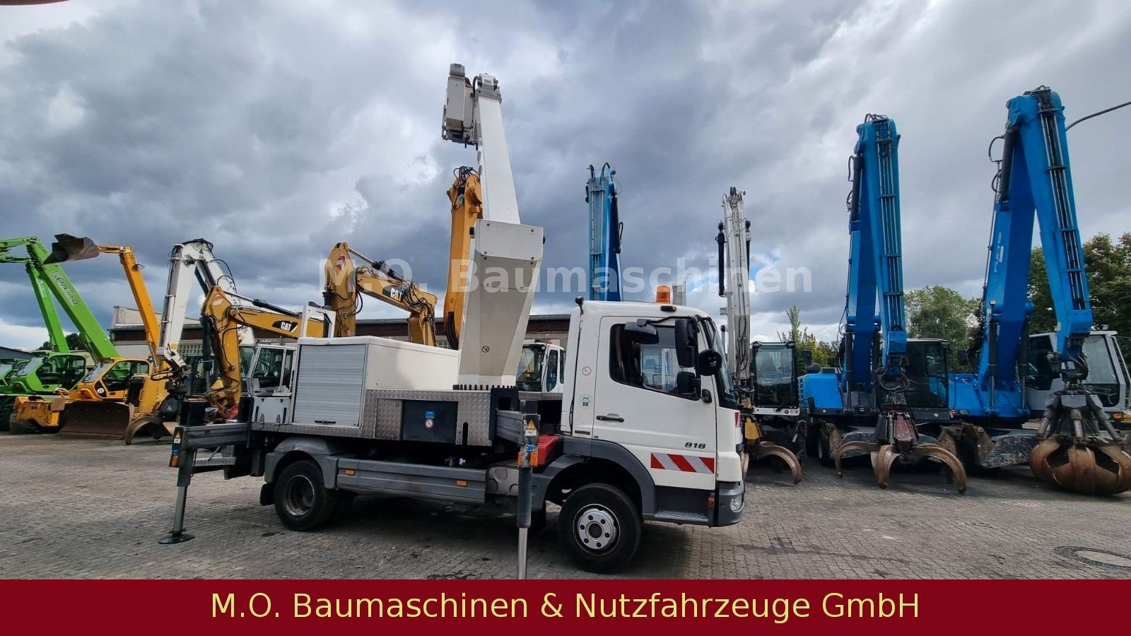 Fahrzeugabbildung Mercedes-Benz Atego 818 / Ruthmann T220 / Arbeitsbühne 22 m