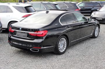BMW 740 - 4