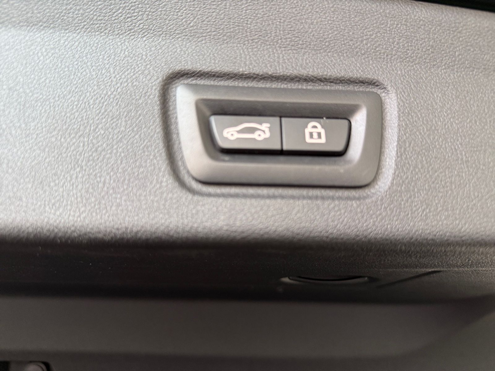 BMW i4 40 GranCoupe M Sport Laser ACC Kamera AHK DAB foto 10