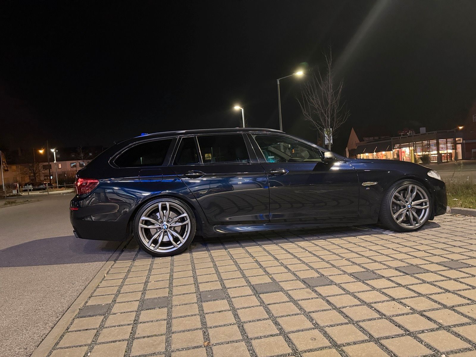 BMW Bmw m550d /Standheizung/Panorama/ Head up ...