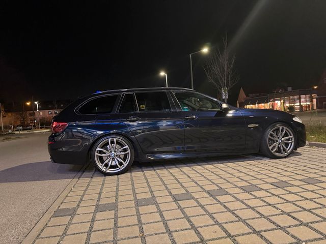 BMW Bmw m550d /Standheizung/Panorama/ Head up ...