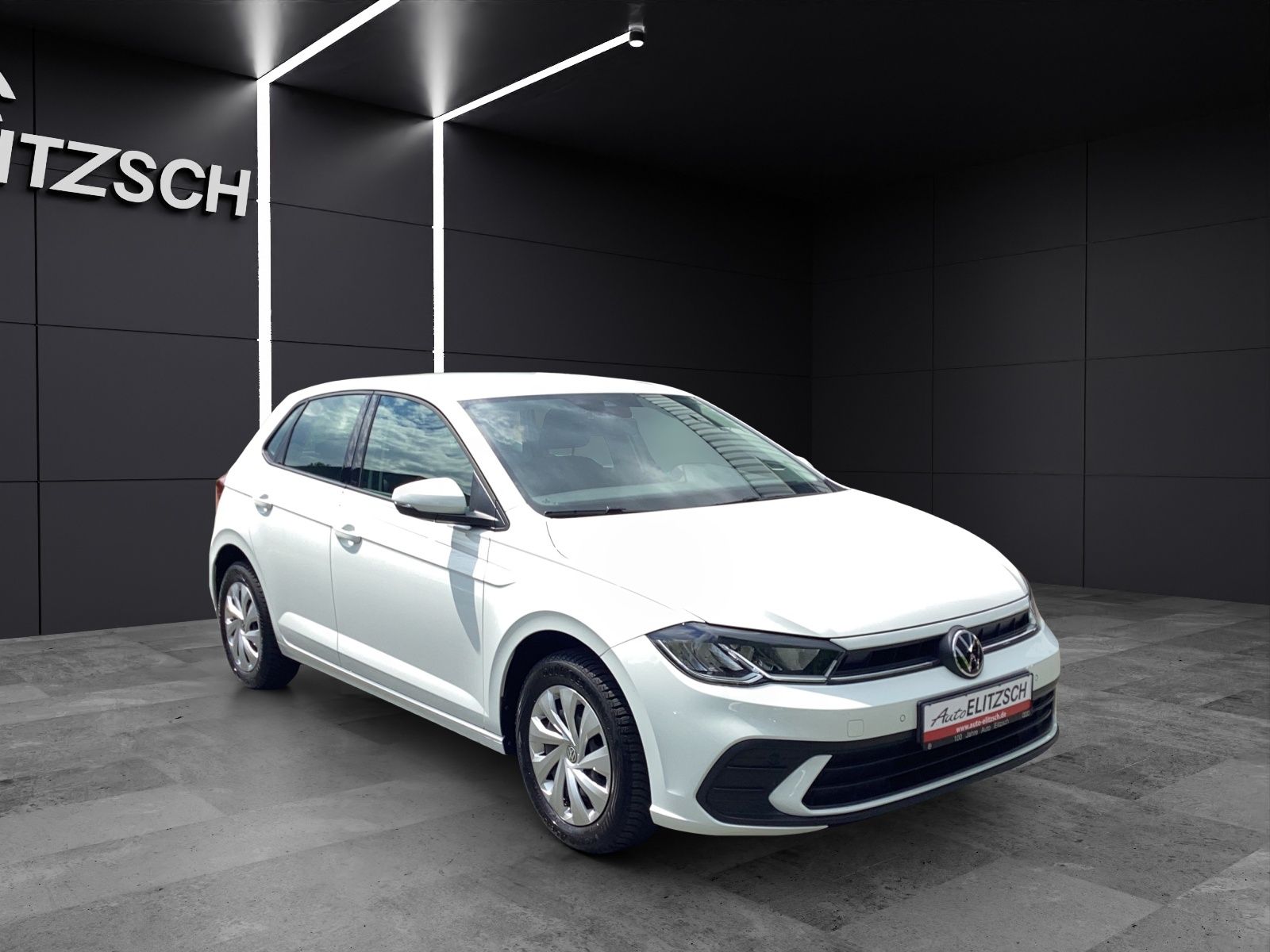 Fahrzeugabbildung Volkswagen Polo TSI Life DSG LED Klima AID DAB PDC