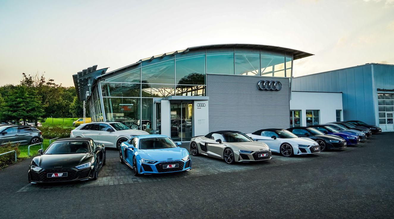 showroom-image-top