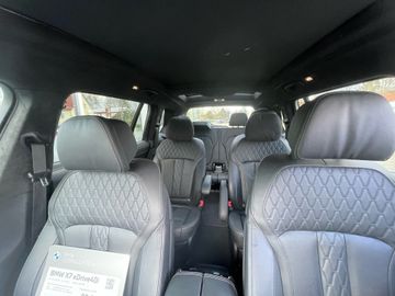 BMW X7 - 11