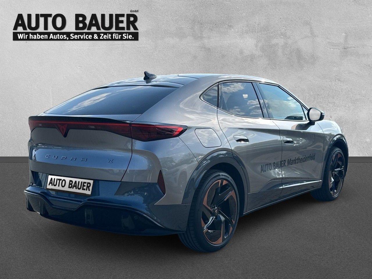 Fahrzeugabbildung CUPRA Tavascan VZ 4Drive 340 PS 77 kWh - mit KI generiert/bearbeitet