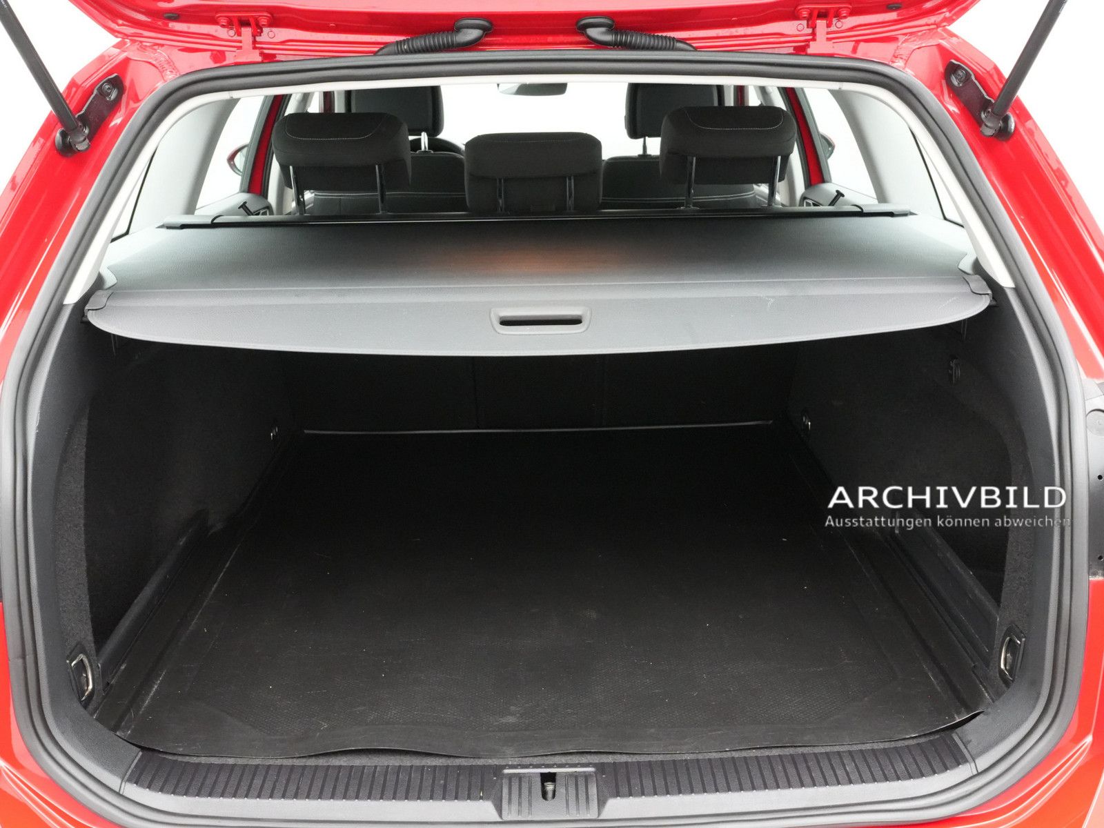 Volkswagen Passat Variant - Bild 5