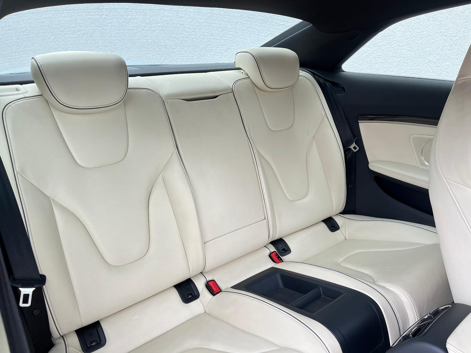 Audi RS5 Coupé 4.2 FSI quattro S tronic – 450 ch – Cuir Audi Exclusive – B&O – Jantes 20'' – GPS