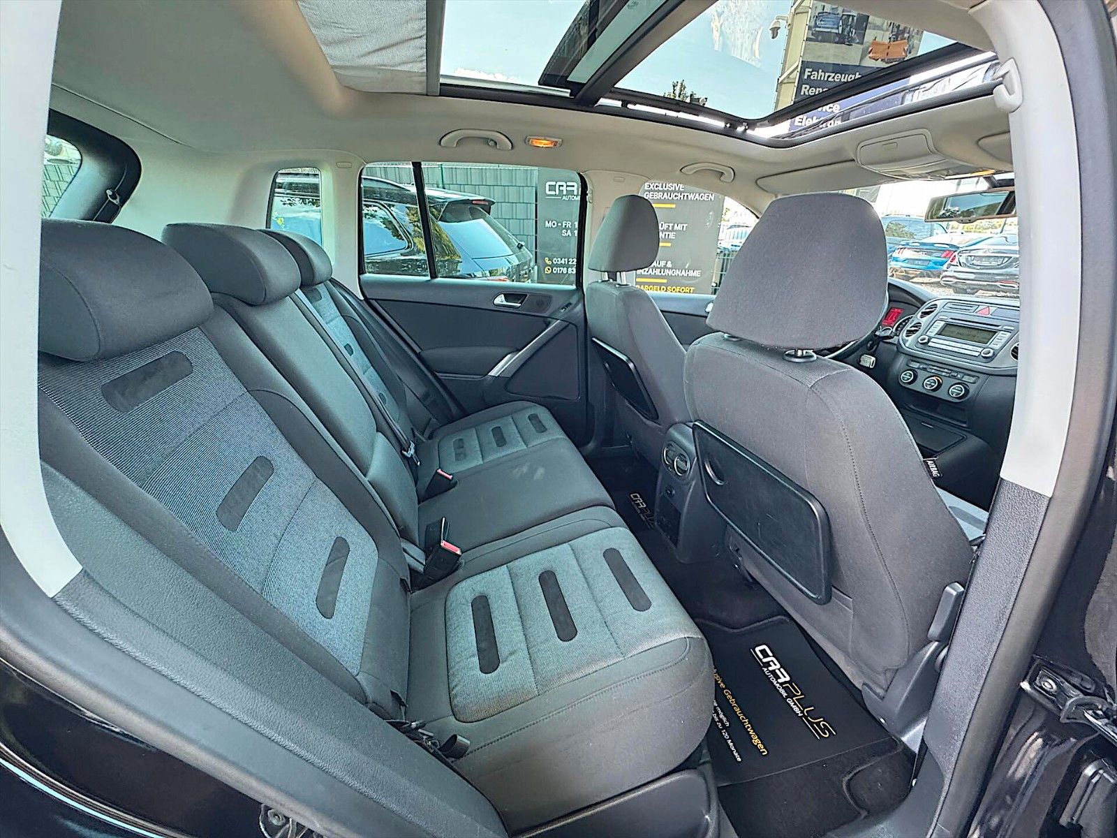 Fahrzeugabbildung Volkswagen Tiguan Sport & Style 4Motion *Pano*AHK*Klima*