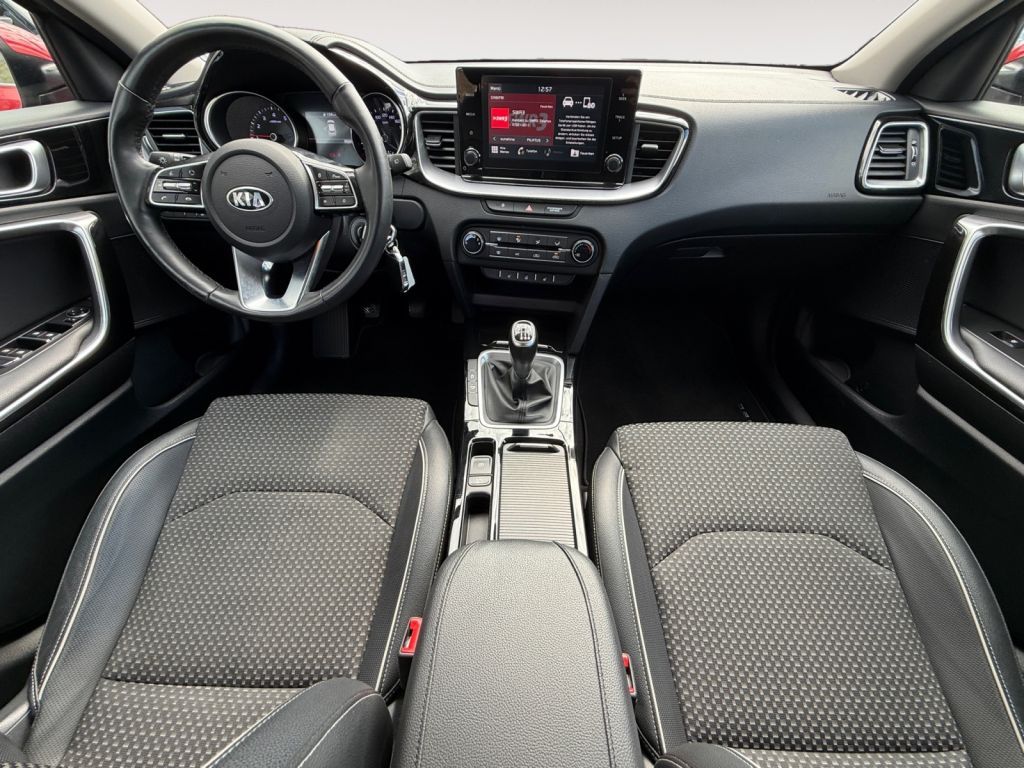 Fahrzeugabbildung Kia XCeed 1.0 T-GDI OPF VISION