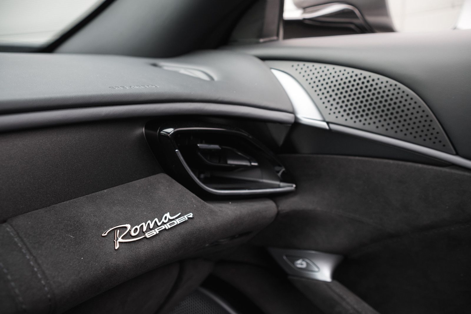 Fahrzeugabbildung Ferrari Roma Spider