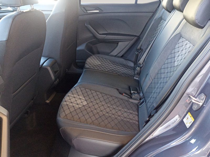 Fahrzeugabbildung Volkswagen T-Cross 1.0 TSI R-Line DSG  AHK+ACC+NAVI+MATRIX-