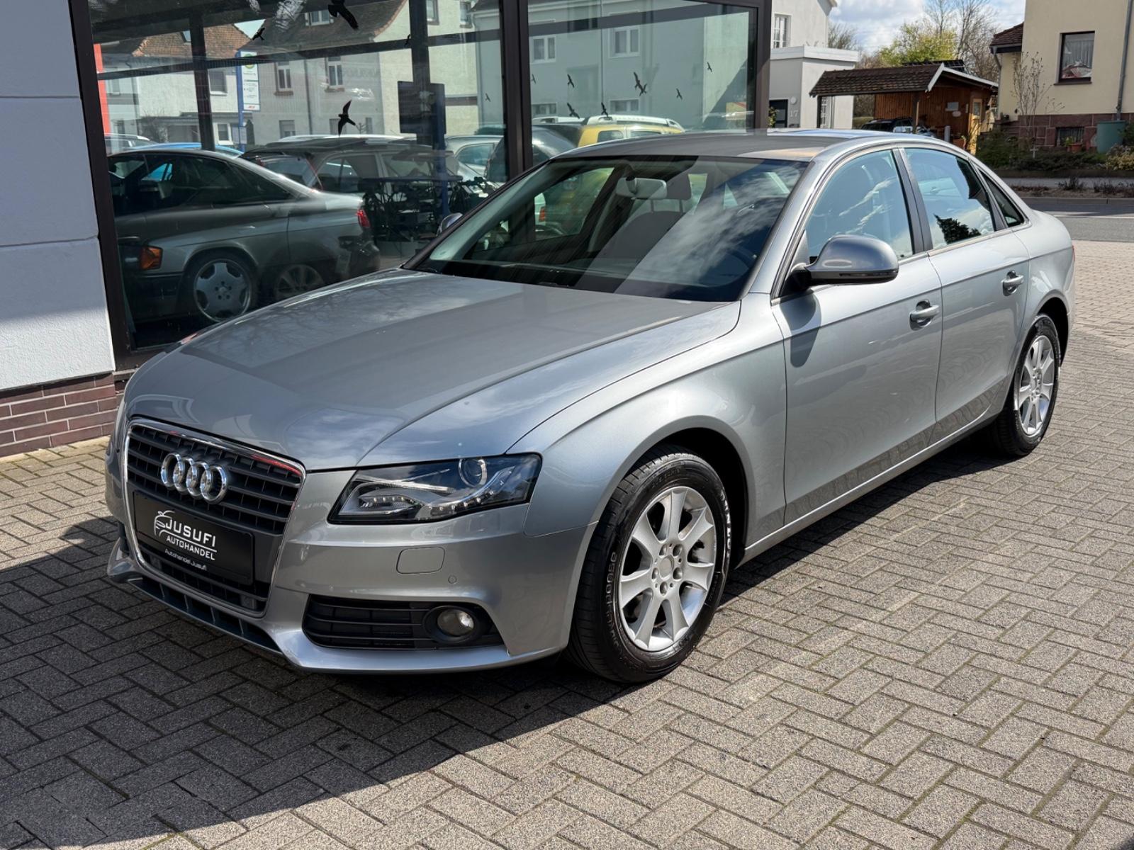 Audi A4 Lim. Attraction /Xenon/