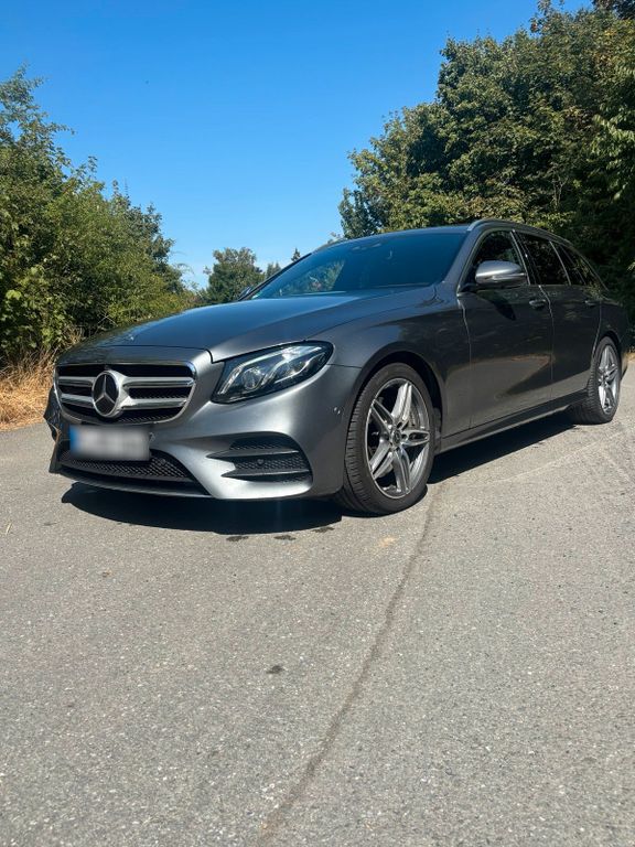 Image of Mercedes-Benz E 400