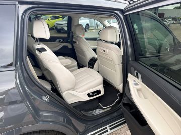 BMW X7 - 10