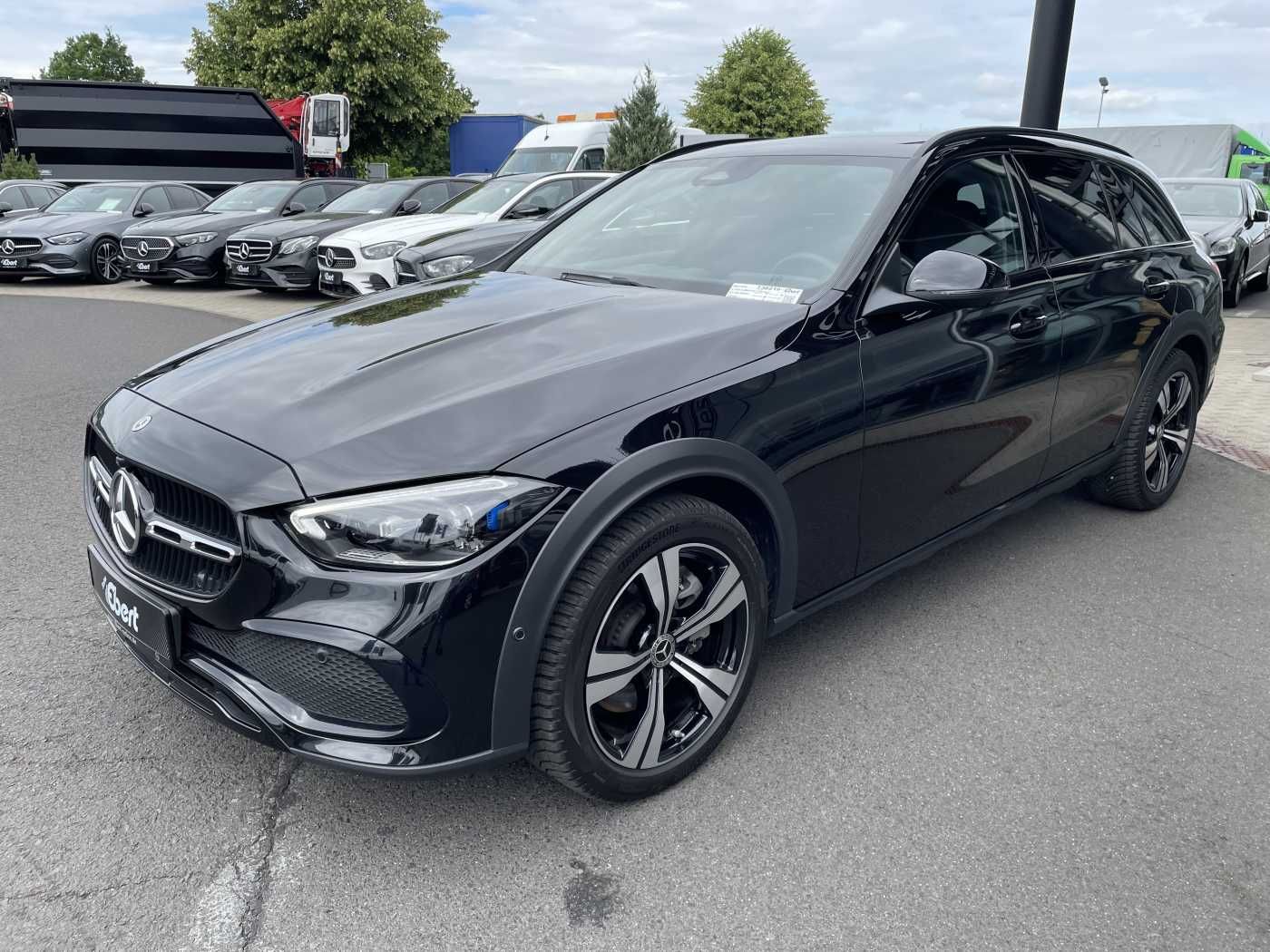 Fahrzeugabbildung Mercedes-Benz C 220 d T 4M ALL-Terrain AHK+360°+ Digital+Leder