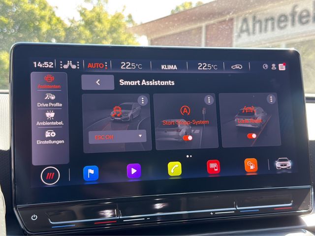 Leon Sportstourer 1.5 TSI Basis SHZ NAVI ACC LED