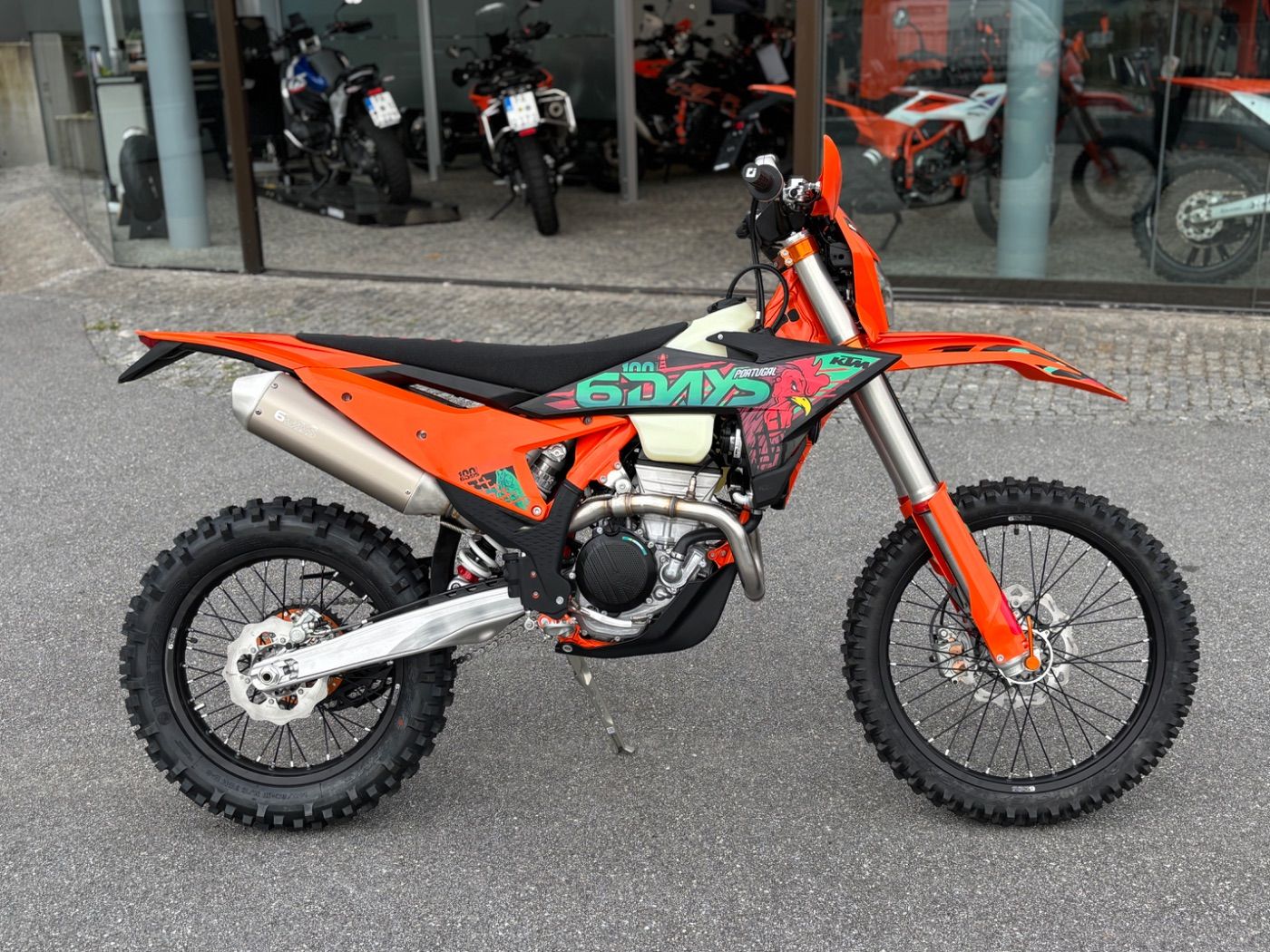 Fahrzeugabbildung KTM 350 EXC-F Six Days 2027