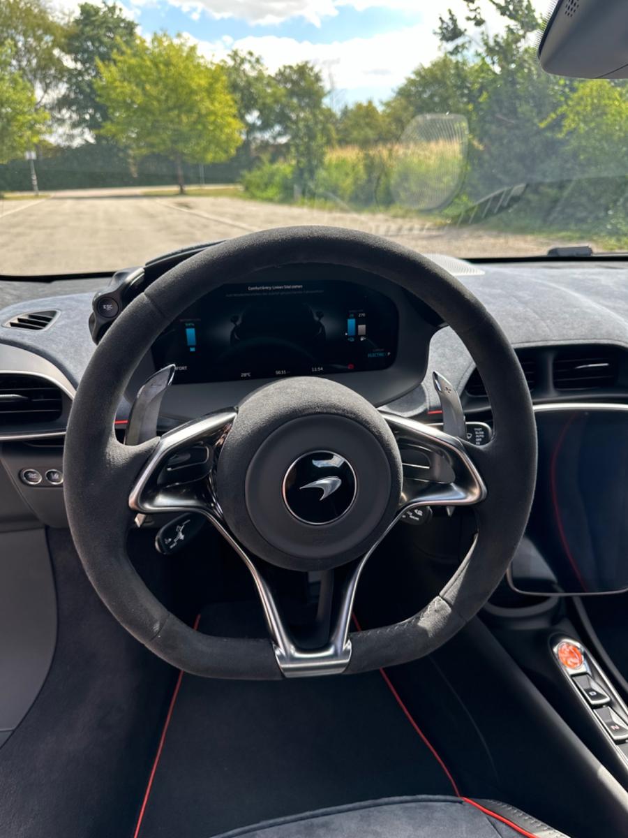 McLaren Artura - MY 25 - 3 Jahre Garantie - NEU Zustand