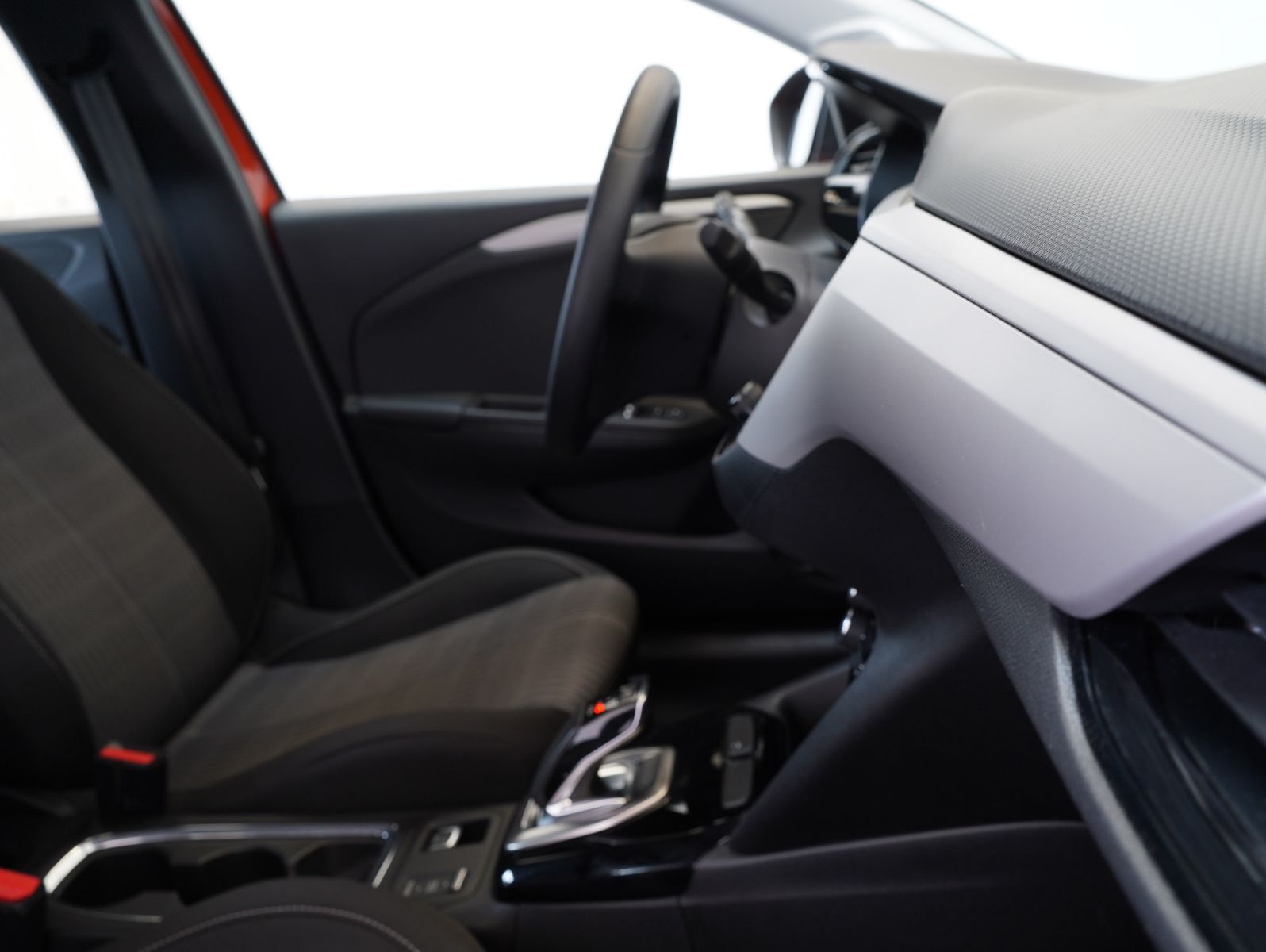 Fahrzeugabbildung Opel Corsa F e Edition 50KWH/WÄRMEPUMPE/A-AC