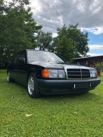 Mercedes-Benz Mercedes Benz W201 190E 1.8l