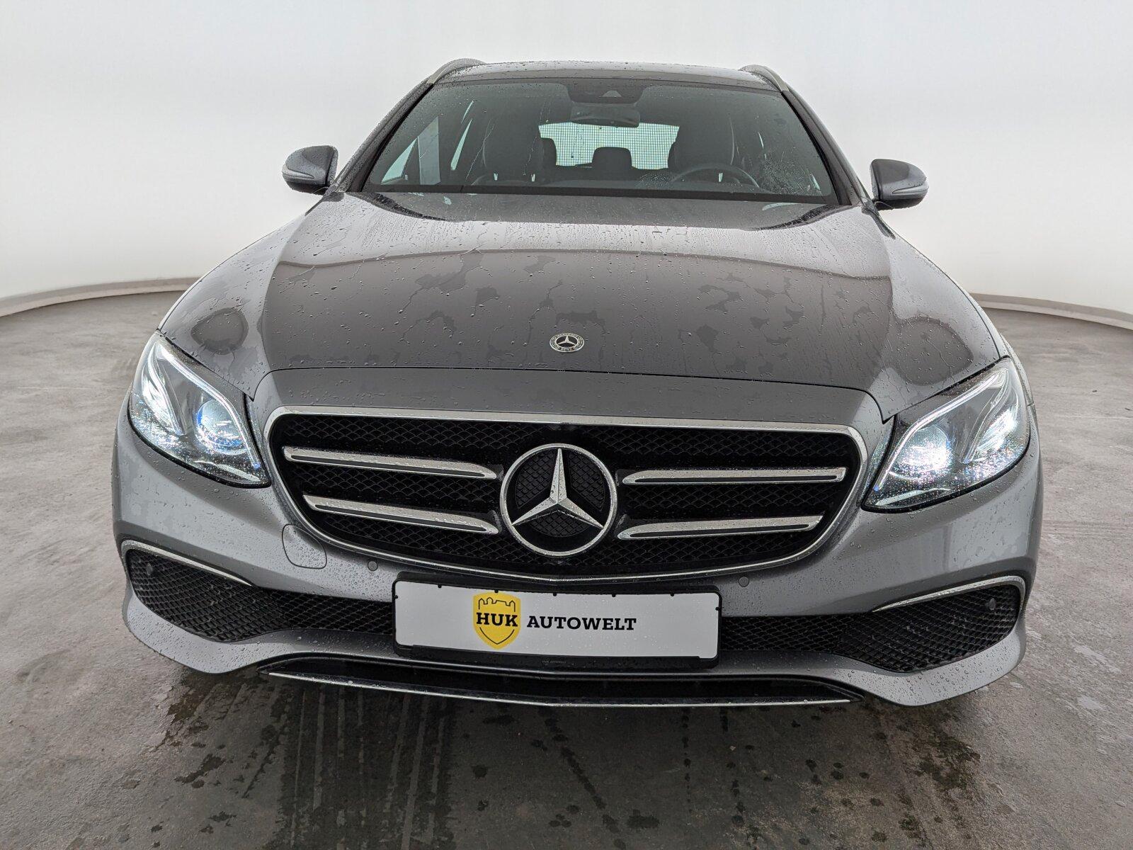 Mercedes-Benz E 450 T Avantgarde 4Matic LED+NAVI+AHK+SHZ+RFK+