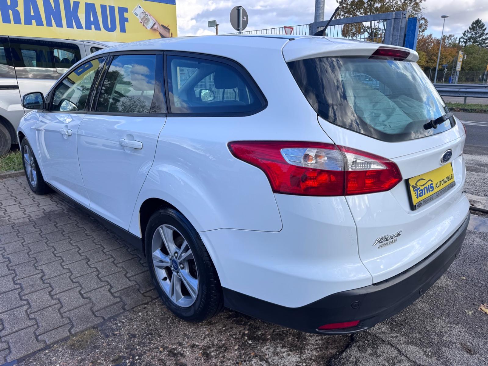 Ford Focus 2013 — photo 6
