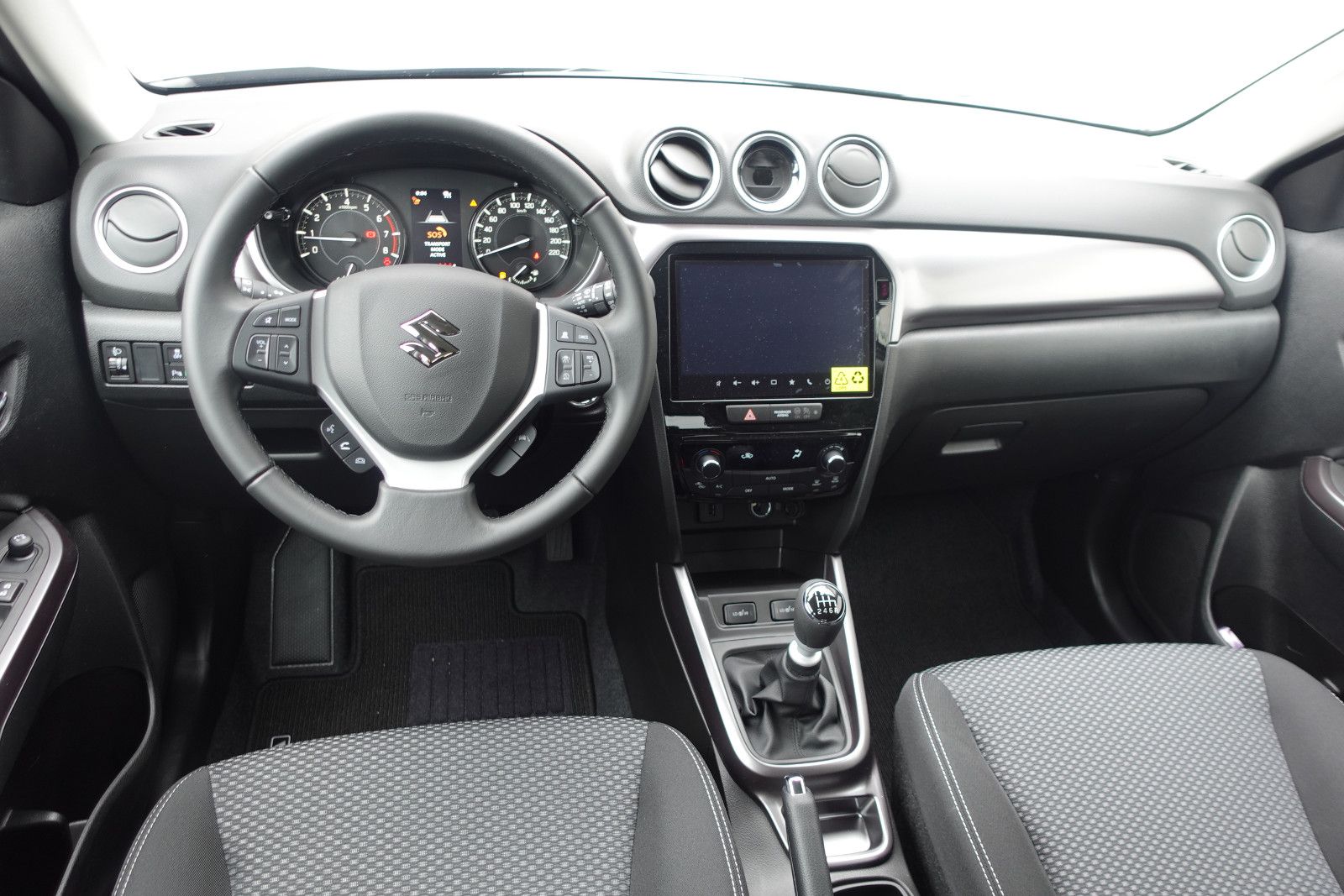 Fahrzeugabbildung Suzuki Vitara 1.4Hybrid Comfort AHK,Navi,SHZ,PD,Kamera