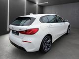 BMW 118i Sport Line+ANH.KUPPLUNG+LIVE COCKPIT PRO - BMW 118 in Duisburg