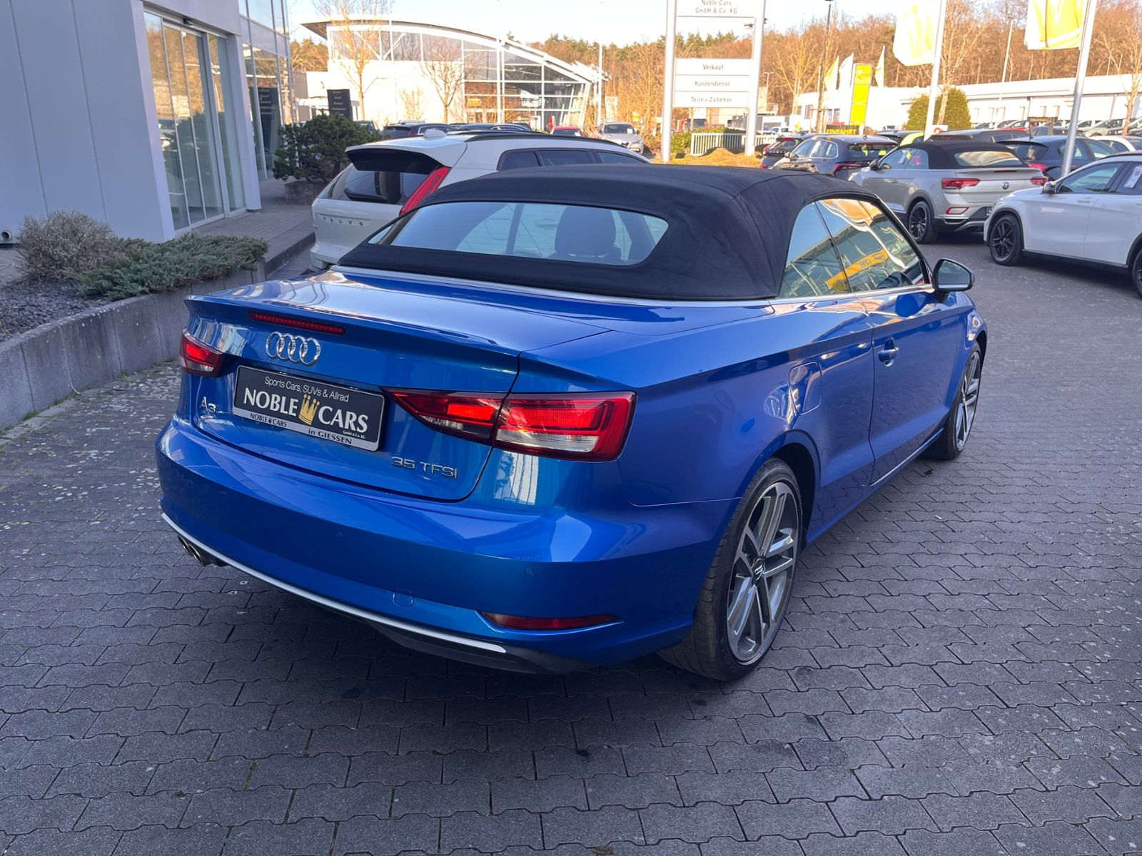 Fahrzeugabbildung Audi A3 Cabriolet 35 TFSI sport XEN NAV RFK SHZ 18"