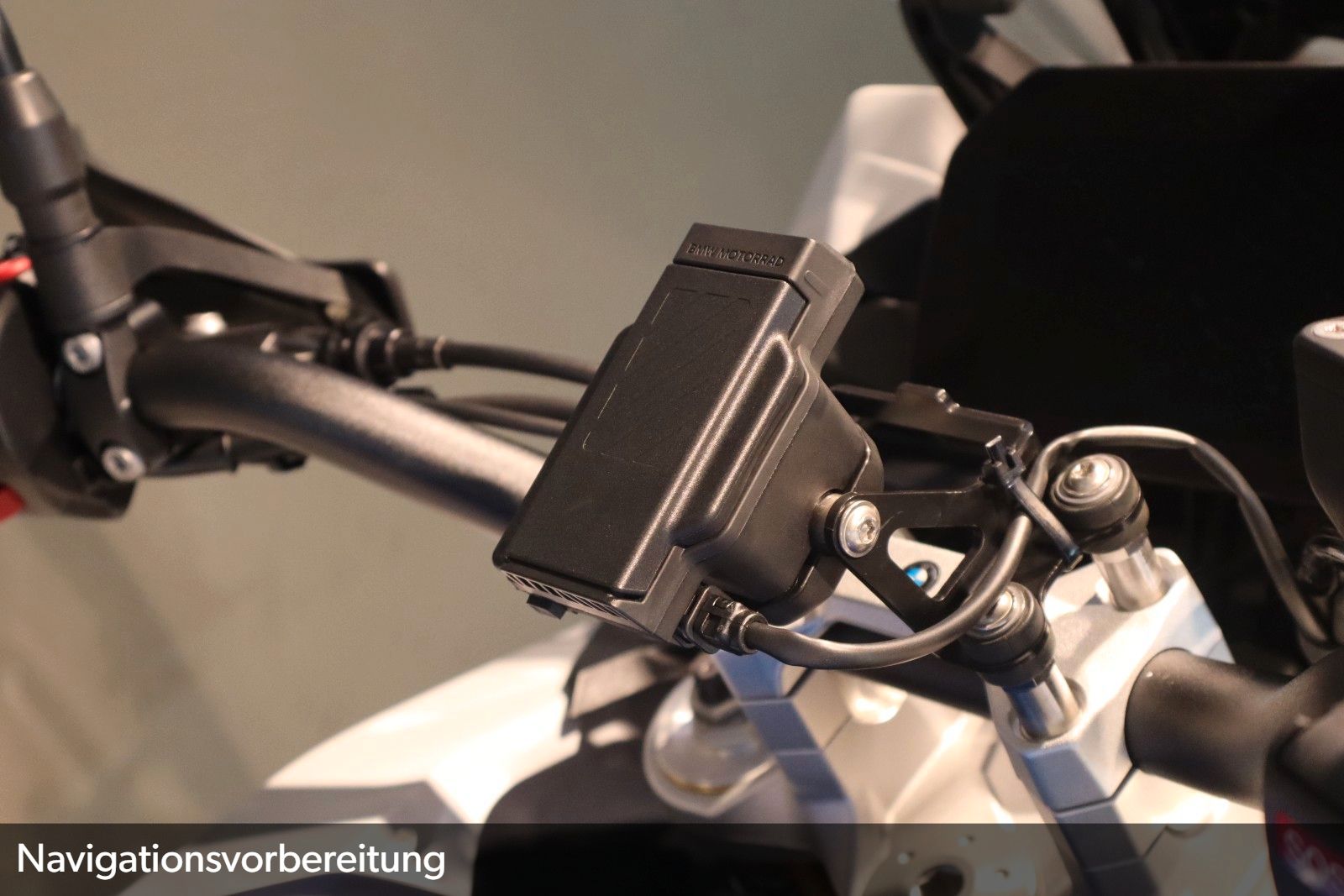 Fahrzeugabbildung BMW F 900 XR