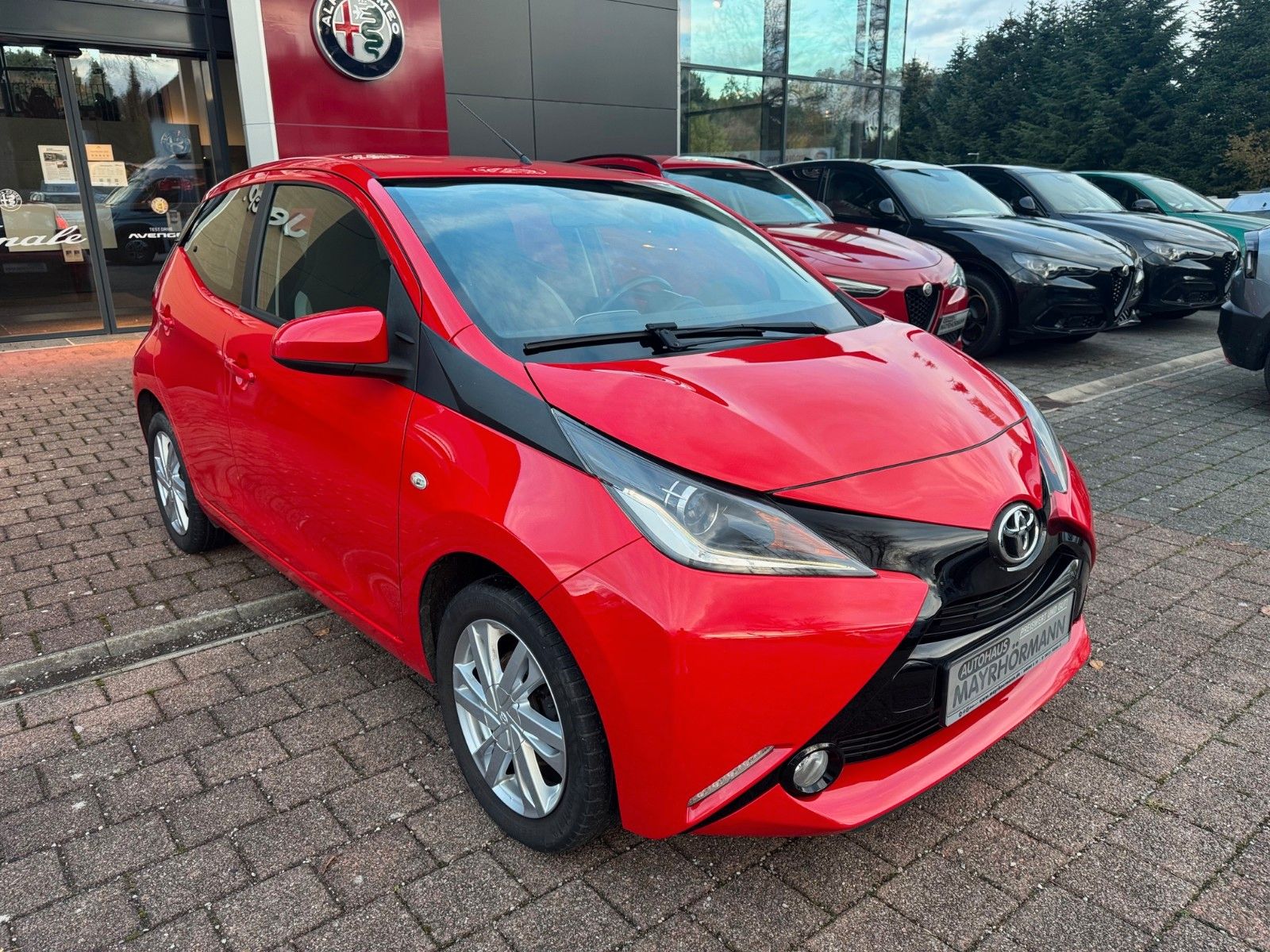 Fahrzeugabbildung Toyota Aygo x-play touch | Kamera | Radio | USB