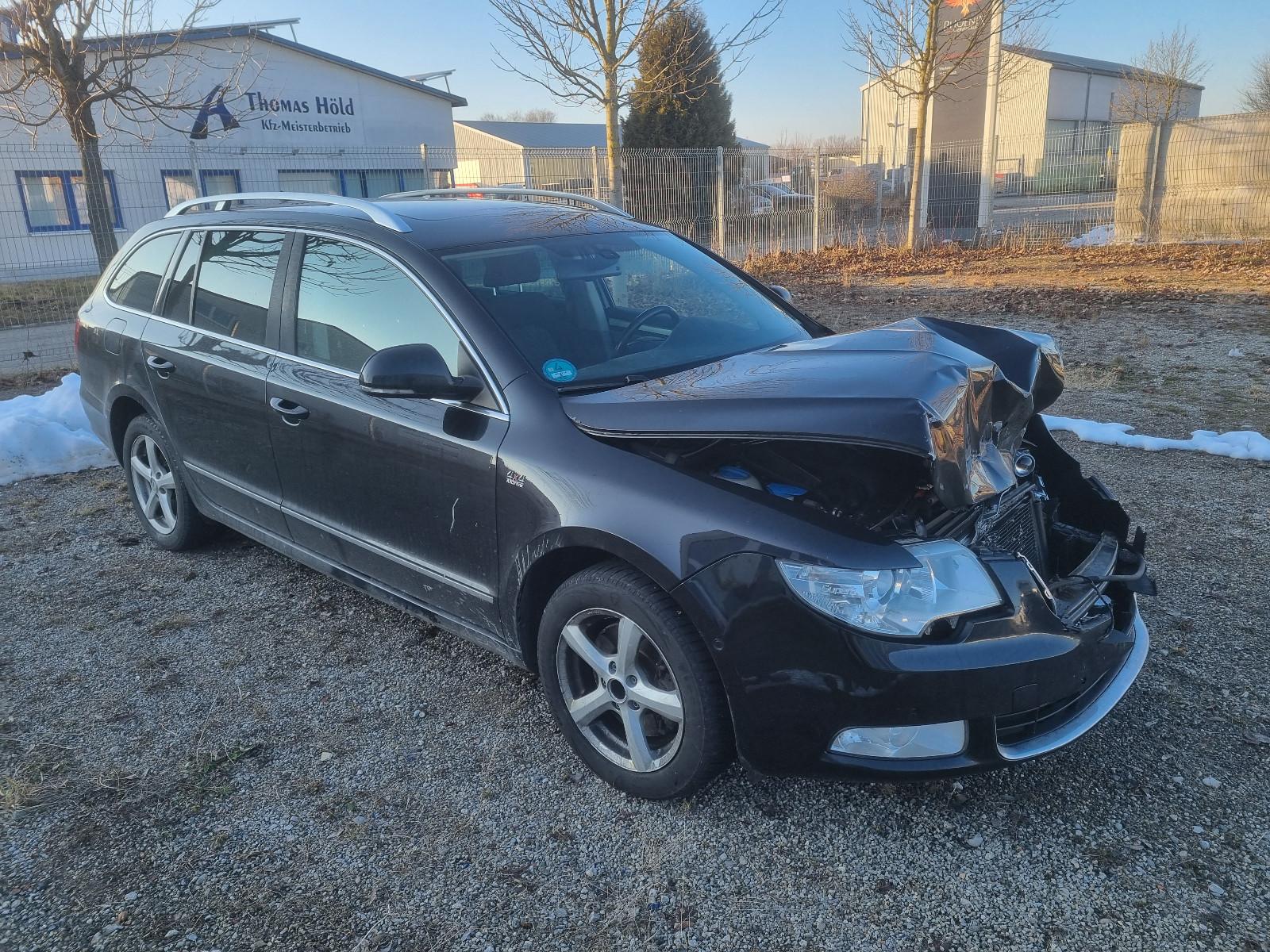 Skoda Superb Combi Ambition 4x4