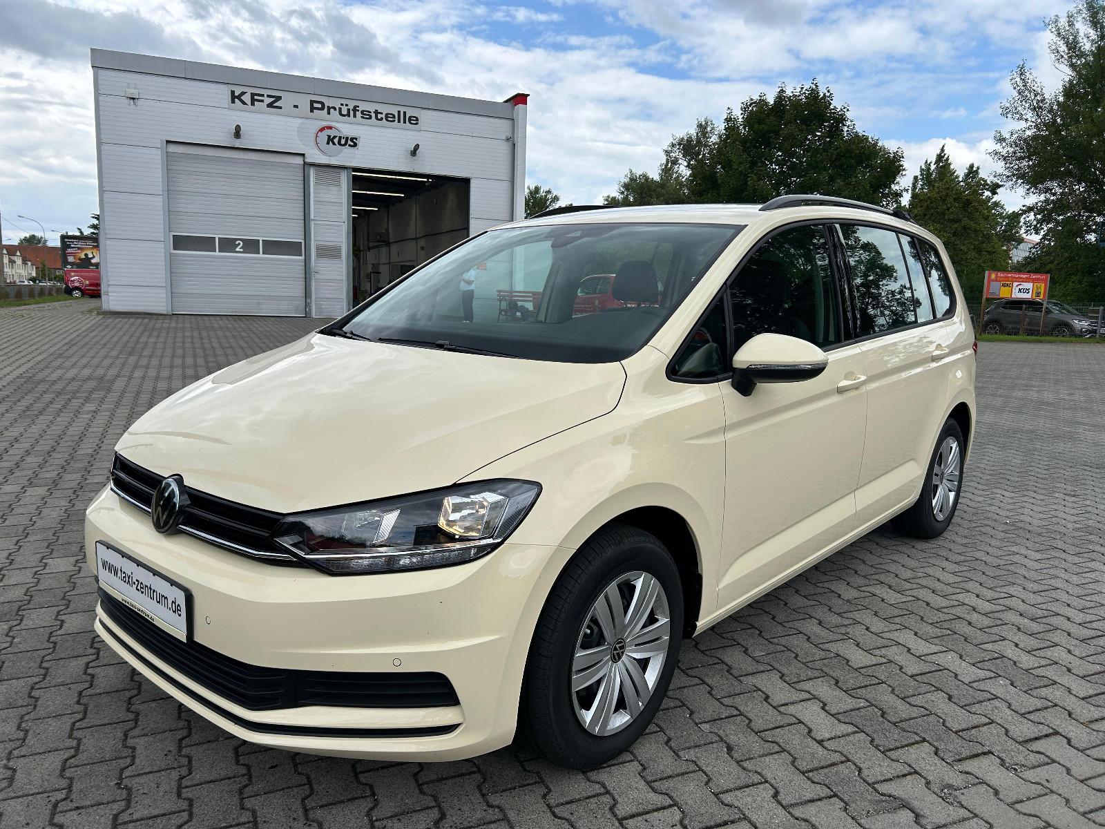 Volkswagen Touran Taxi 7-Sitze PDC NEU LEDER DSG Automatik