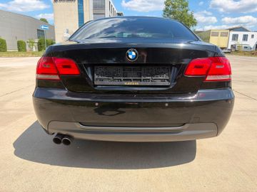 BMW 325 - 6