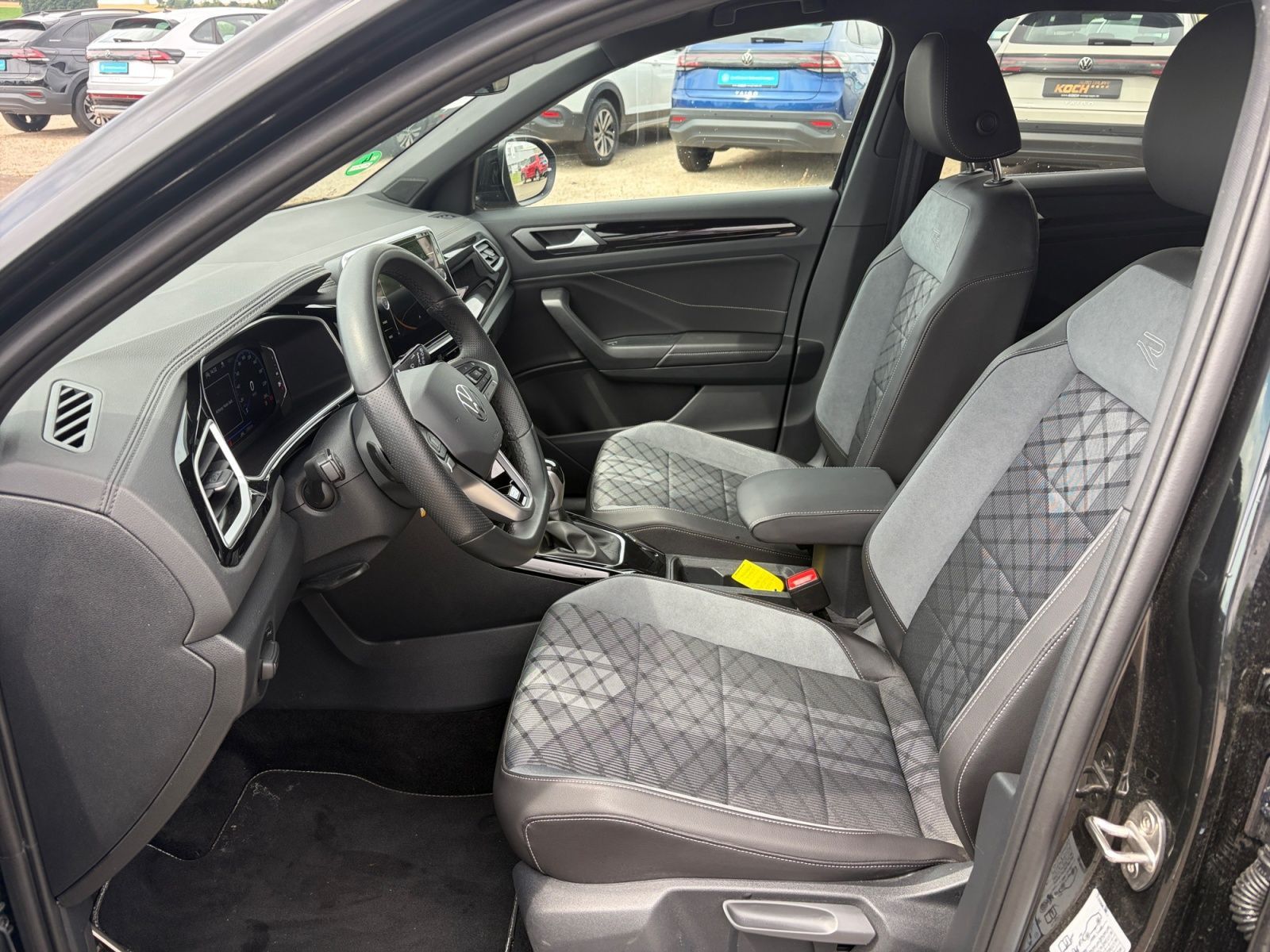 Volkswagen T-Roc - Bild 10