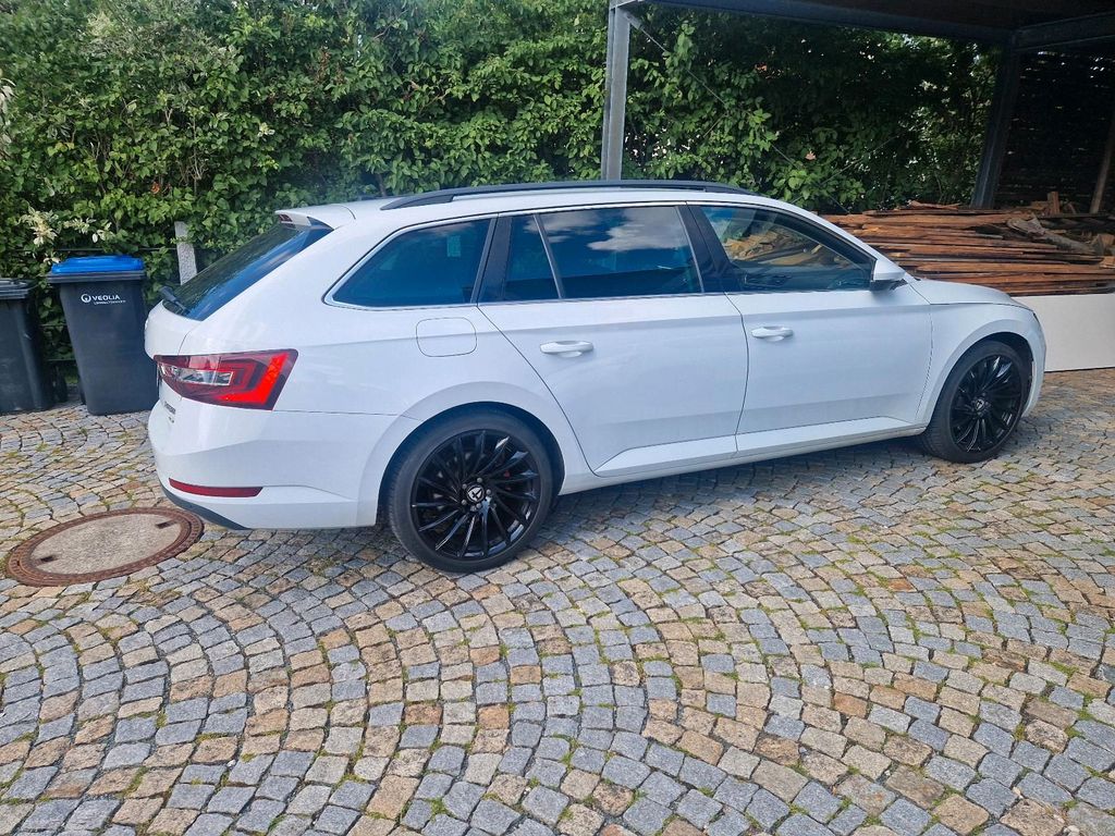 Image of Skoda Superb