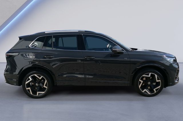 Tiguan 1.5 eTSI DSG R-Line RFK+LED+NAVI+ACC+