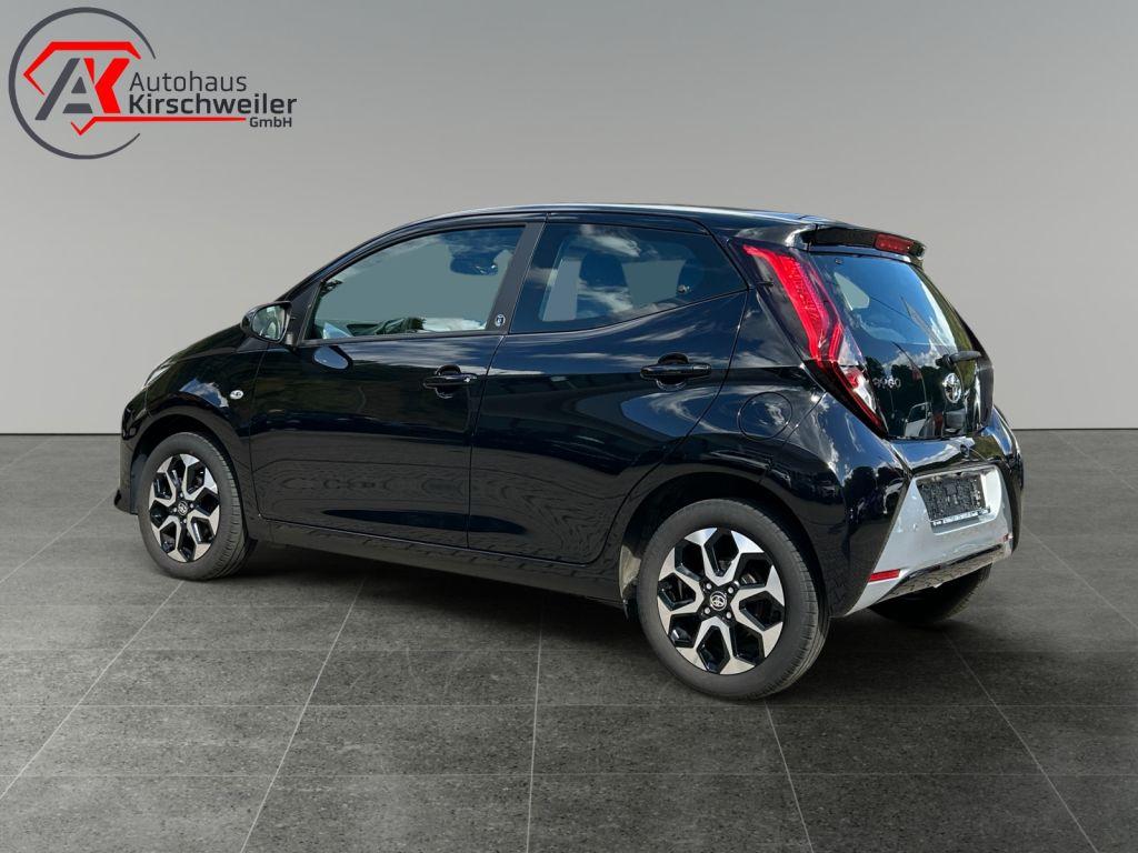 Toyota Aygo X Aygo x-play Team Deutschland, миниатюра 3