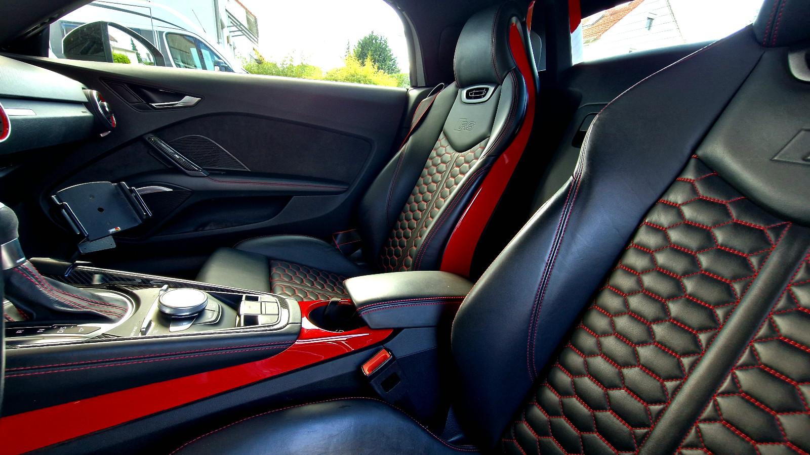 Audi AUDI TT RS 2.5 TFSI QUATTRO Vollausstattung 