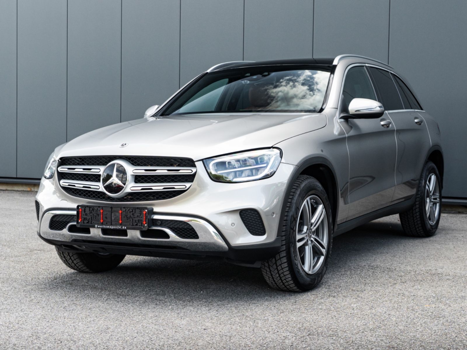 MERCEDES-BENZ GLC 220 d 4Matic PANO/SITZLÜFUNG/AIRMATIC/LED