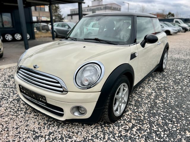 MINI Cooper D 1.6  / Panoramdach / Sitzheizung