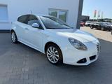 Alfa Romeo Giulietta Turismo - Alfa Romeo Giulietta: Limousine