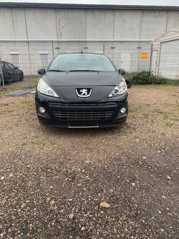 Peugeot 207 CC Cabrio-Coupe Roland Garros