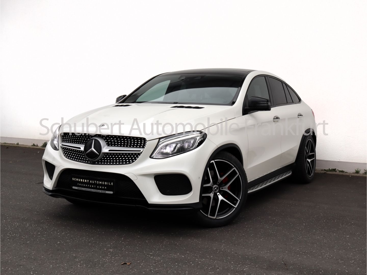 MERCEDES-BENZ GLE 350 d Coupe 4M AMG Line Pano COMAND Kamera