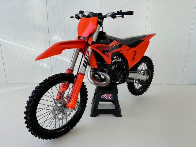 KTM SX 250 / 2T !! 2025  NEUWERTIG 2,5BH