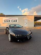 Alfa Romeo Spider 1750 TBi - Alfa Romeo mit Benzin-Antrieb: Cabrio