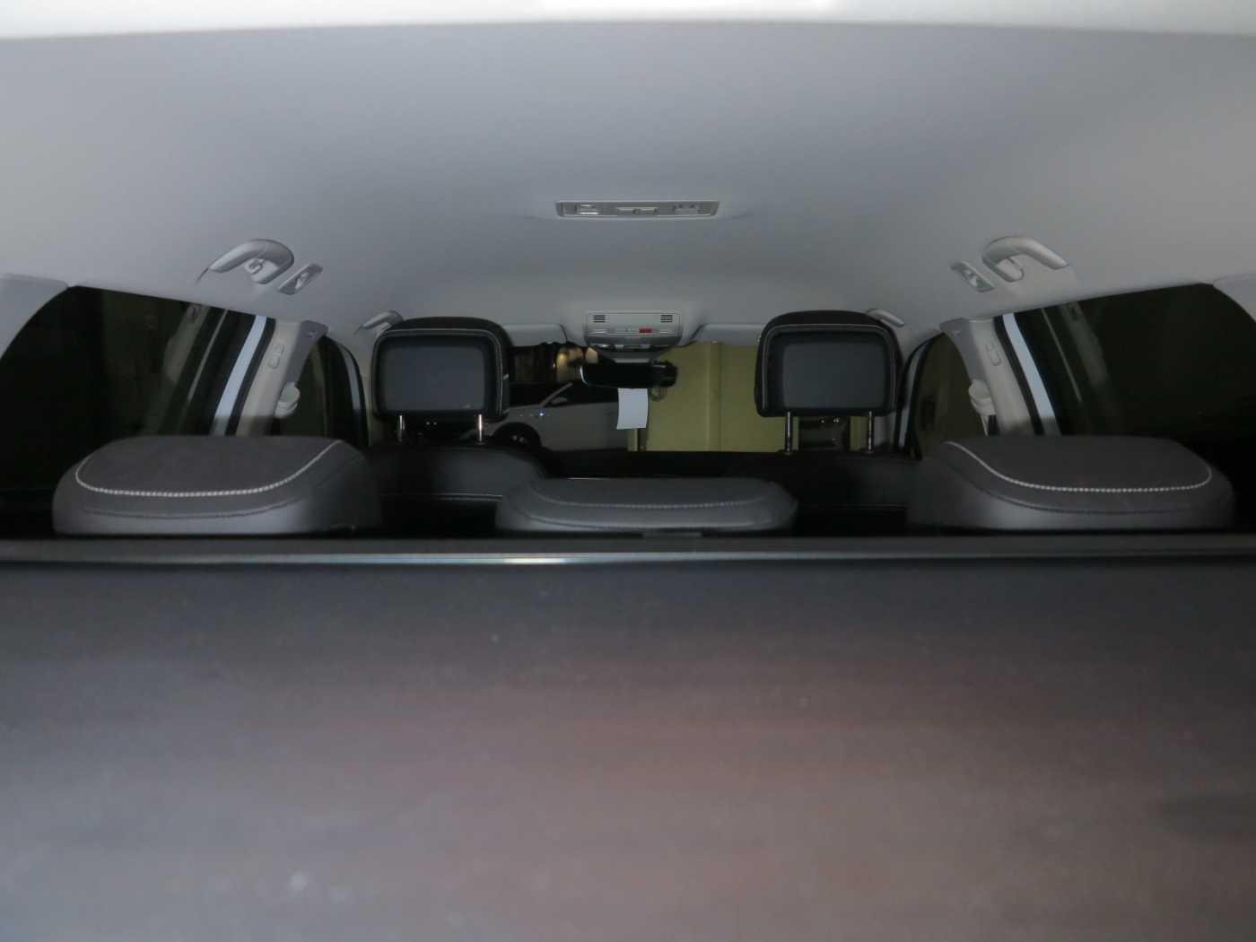 Volkswagen Passat Variant 2.0 TDI SCR DSG7 Elegance Navi