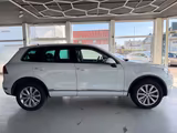 Volkswagen Touareg V8 TDI*KEYLES*NAVI*XENON*LEDER*AHK - Volkswagen Touareg: Alcantara