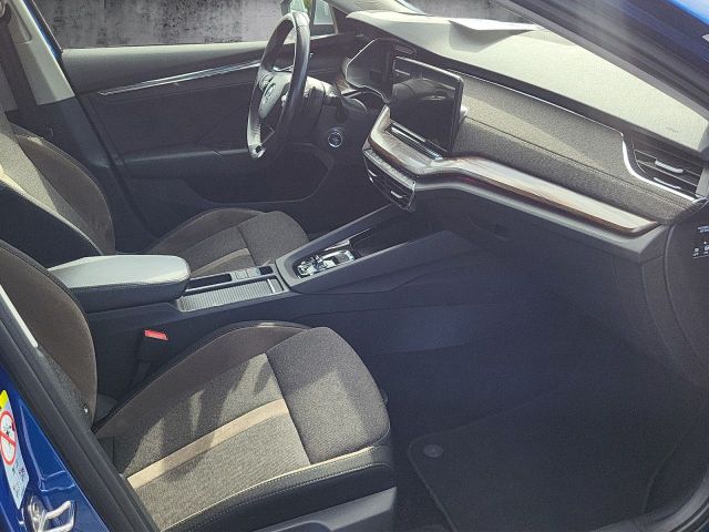 Octavia Combi 2.0TDI Aut. Scout 4x4 AHK Navi